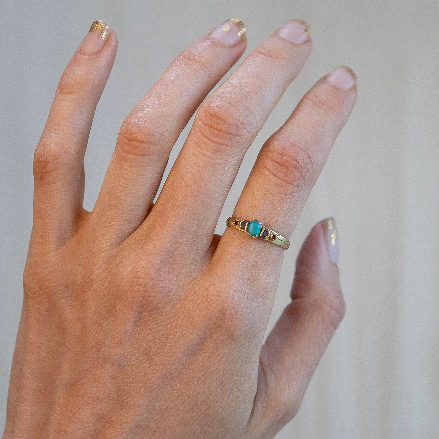 Tara cluster ring